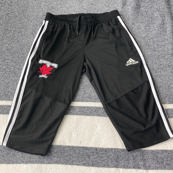 Adidas 3/4 tiro pants - U of T - Picture 1 of 2